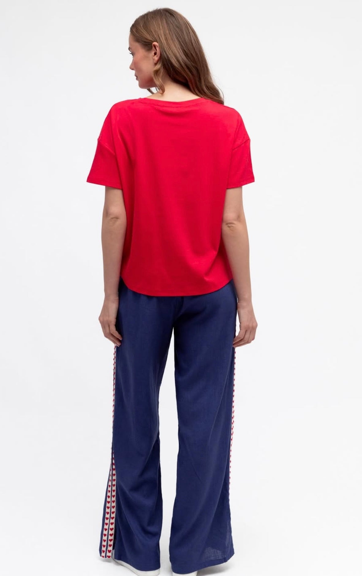 Label of Love Easy Tuck Tee Red