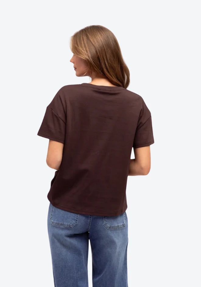 Label of Love Easy Tuck Tee Chocolate