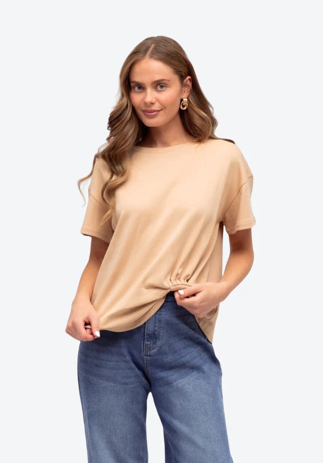 Label of Love Easy Tuck Tee Neutral