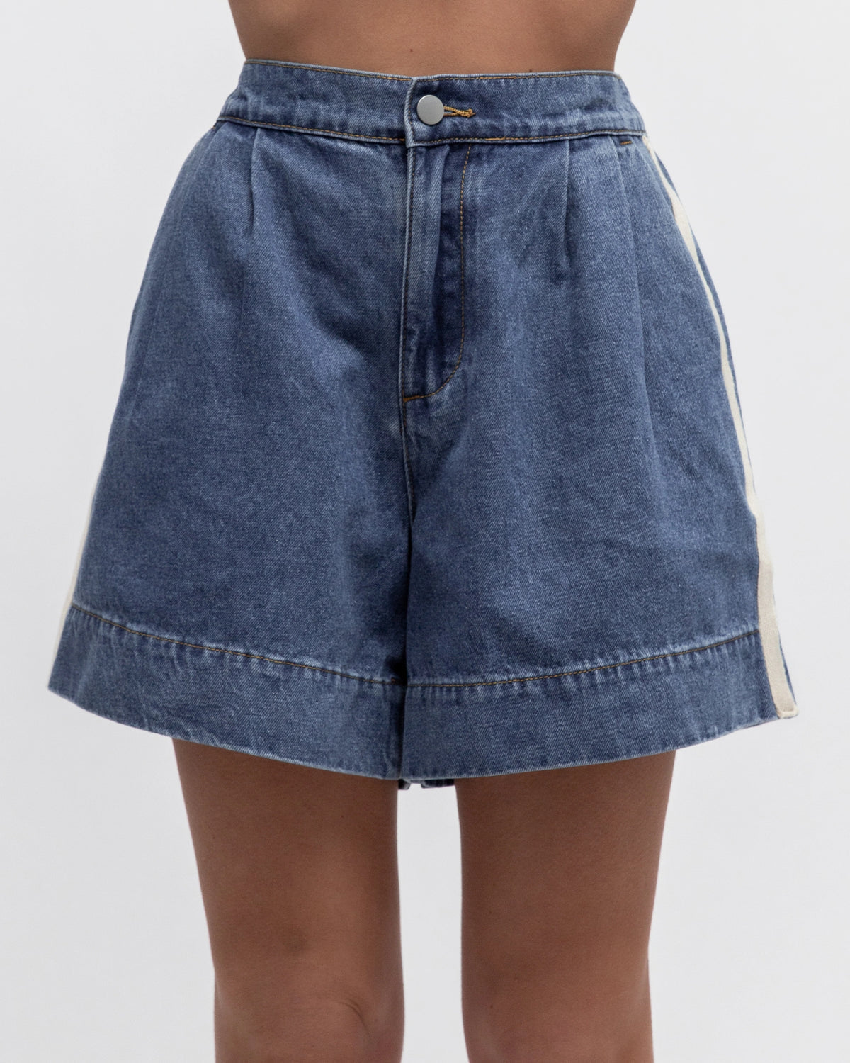 Label of Love Side Stripe Shorts