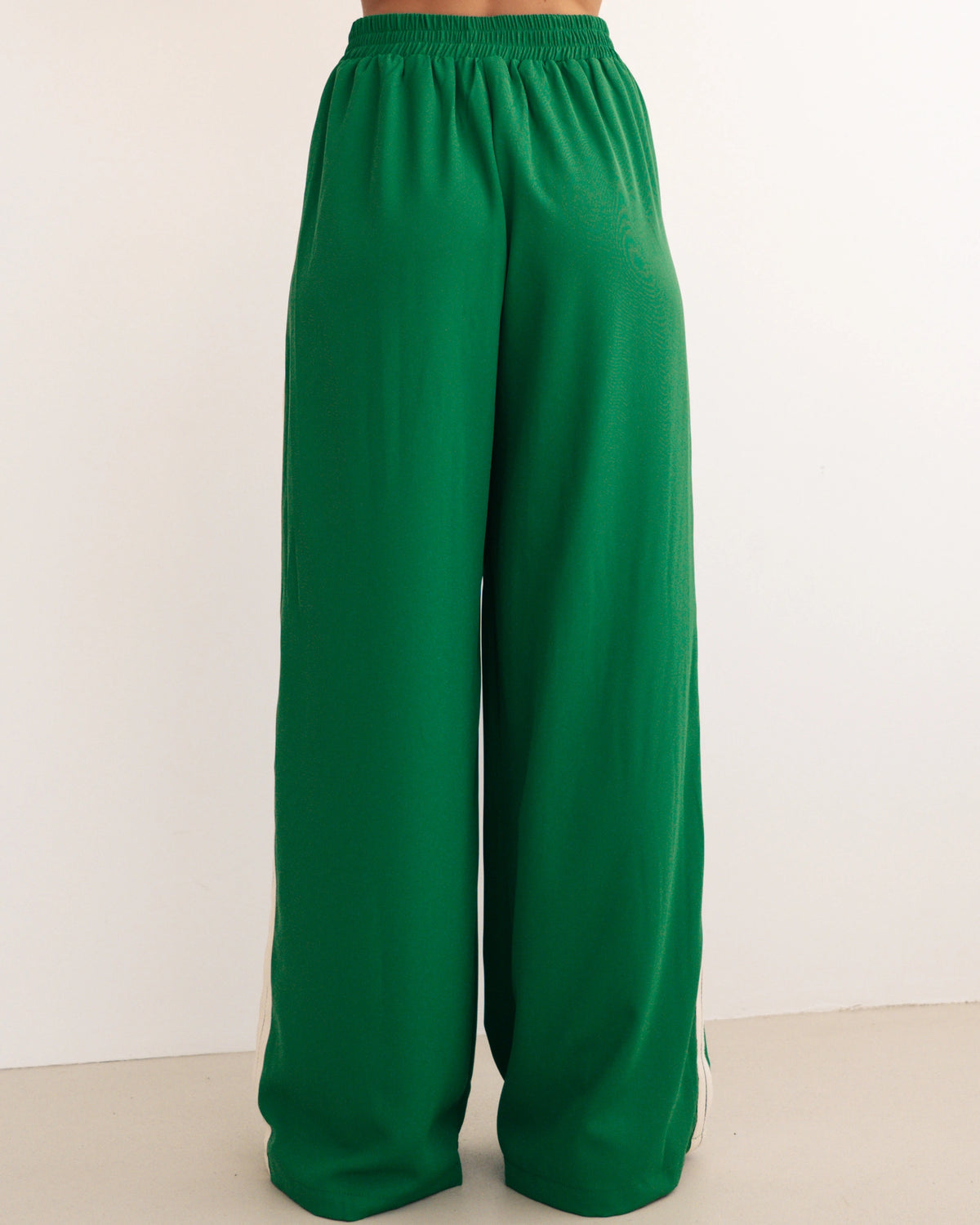 Label of Love Noir Green Pants