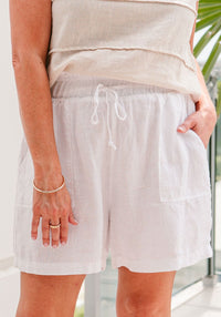 Soul Sparrow Shorts White