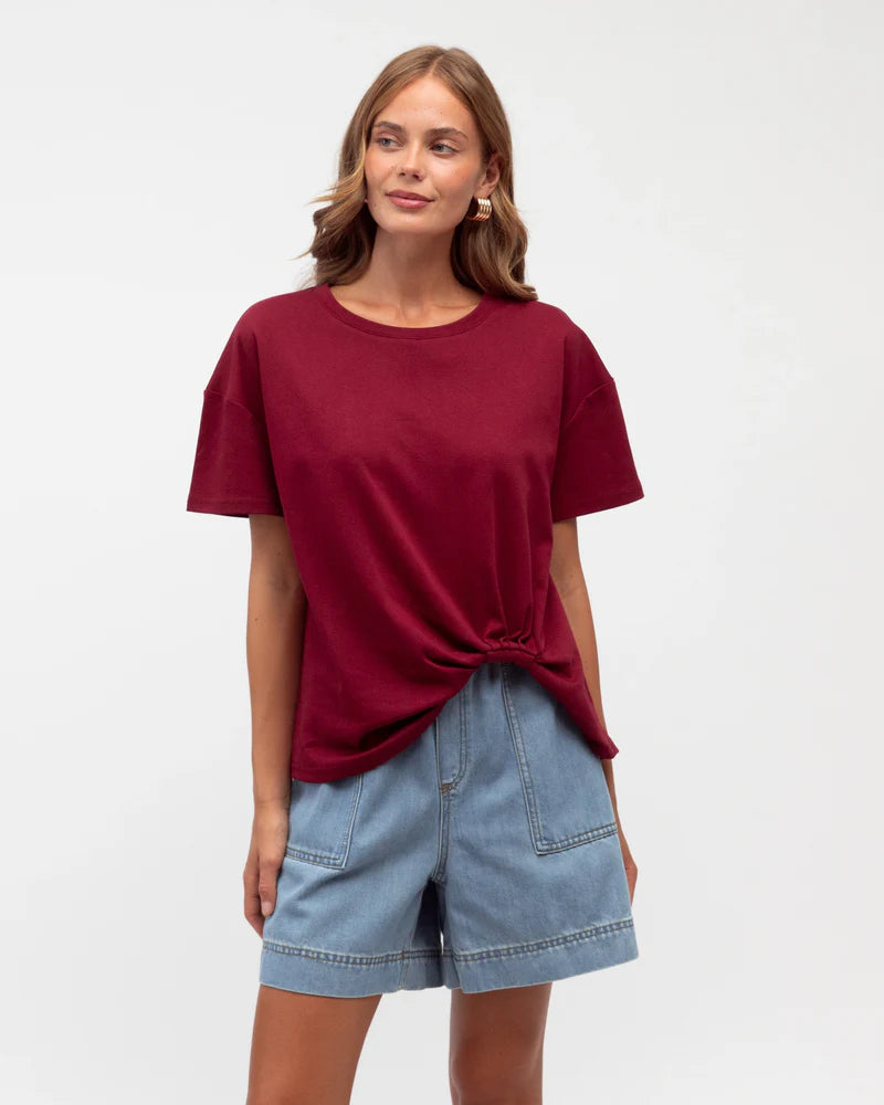 Label of Love Easy Tuck Tee Wine