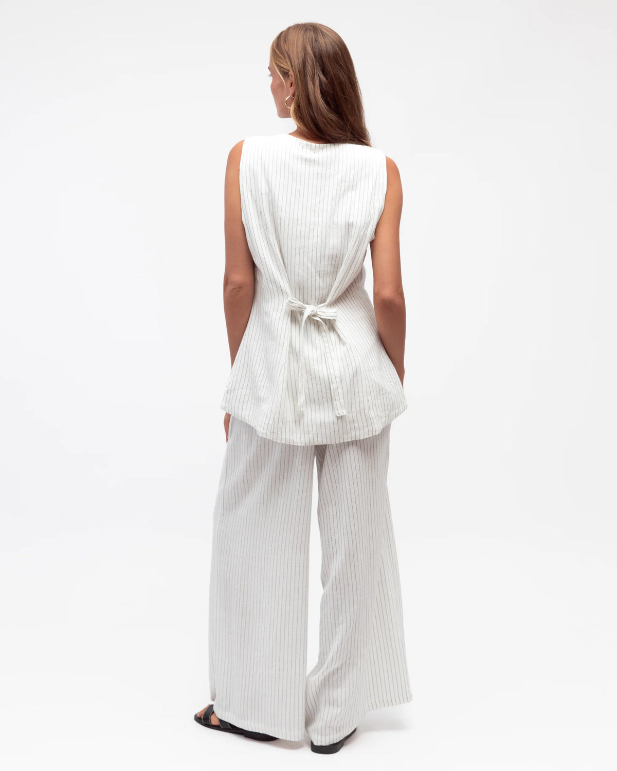 Label of Love Vest White