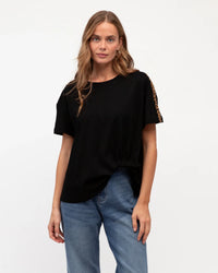 LEOPARD TRIM TUCK TEE